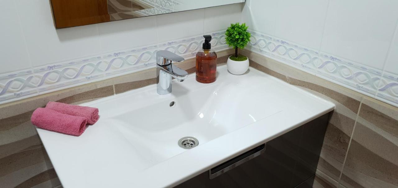 Ecaterina Apartment Torrevieja Ngoại thất bức ảnh
